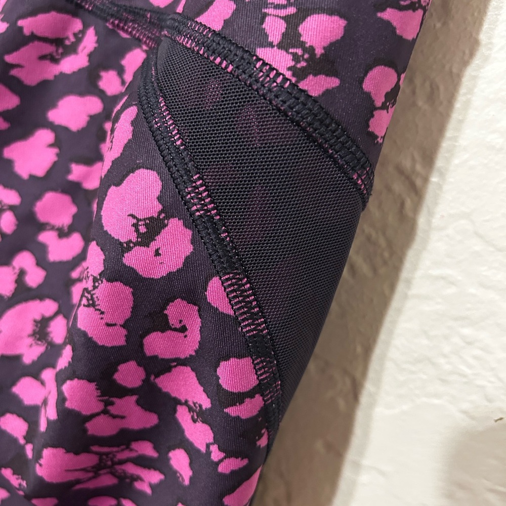 🪗lululemon athletica Leggings Drop it like it’s hot cherry cheetah violet (8).. - Picture 9 of 11
